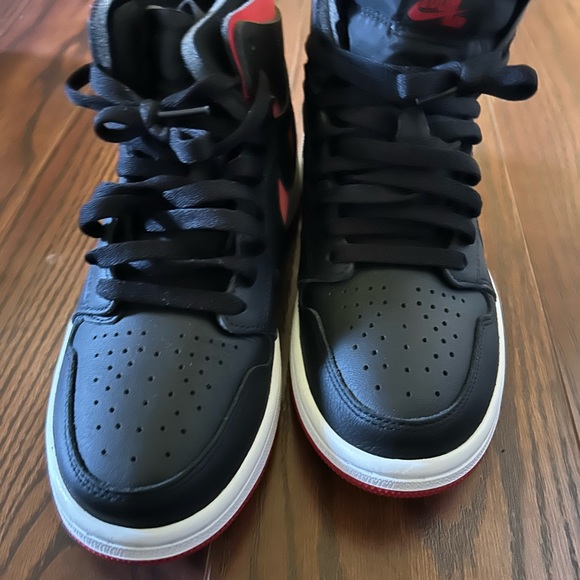 $150 Red and black size 8 women..Snake skin $85 5.5..Dunks $120 not sole 5 - Picture 13 of 14